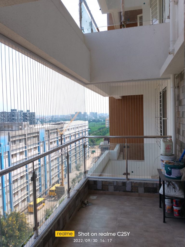 invisible-grill-installation-delhi-10dec2022-8